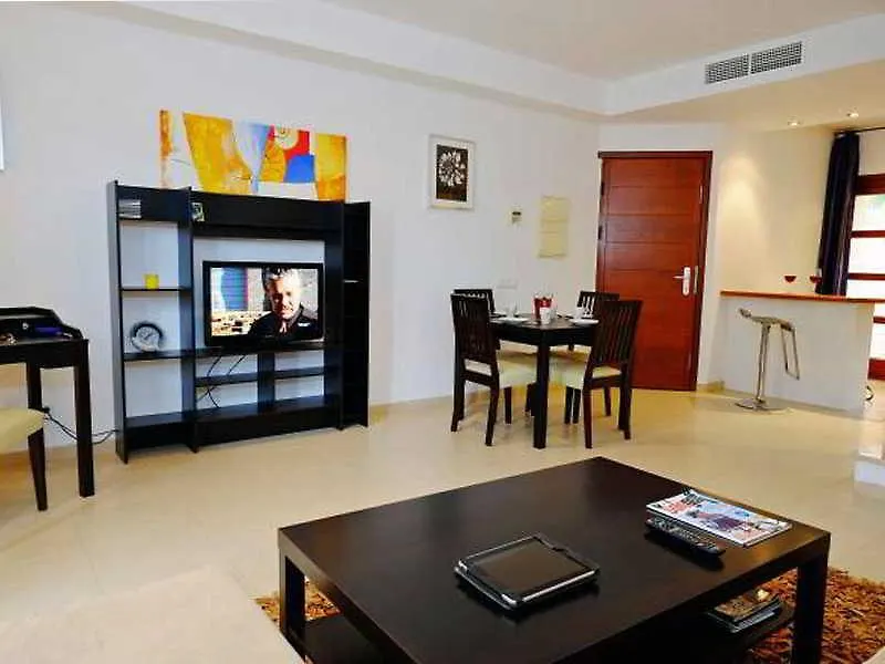 Apartamentos Posidonia Son Parc Spain